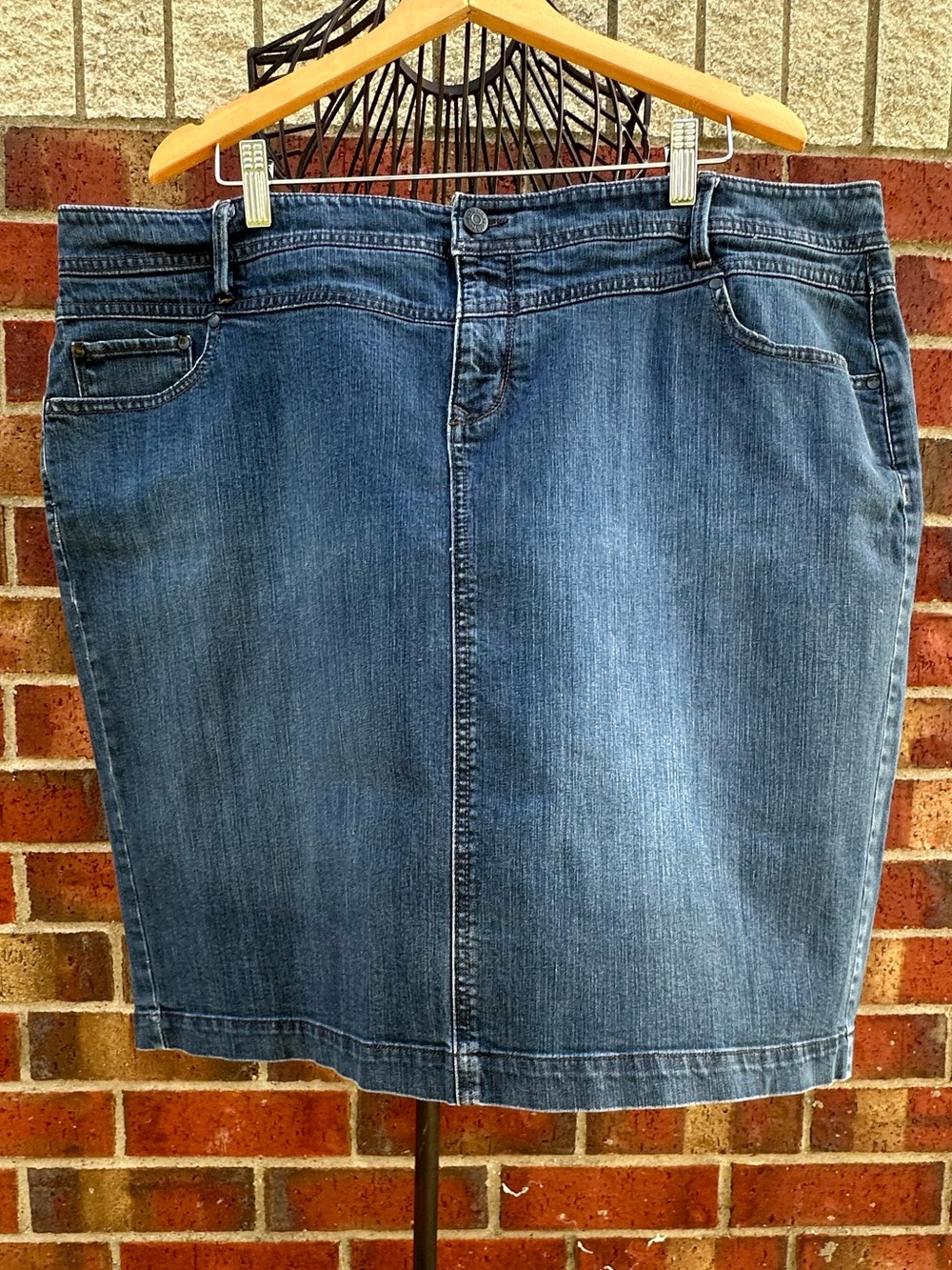 Old Navy Low Rise Waist Denim Stretch Skirt Classic Capsule Jean Skirt Vacation
